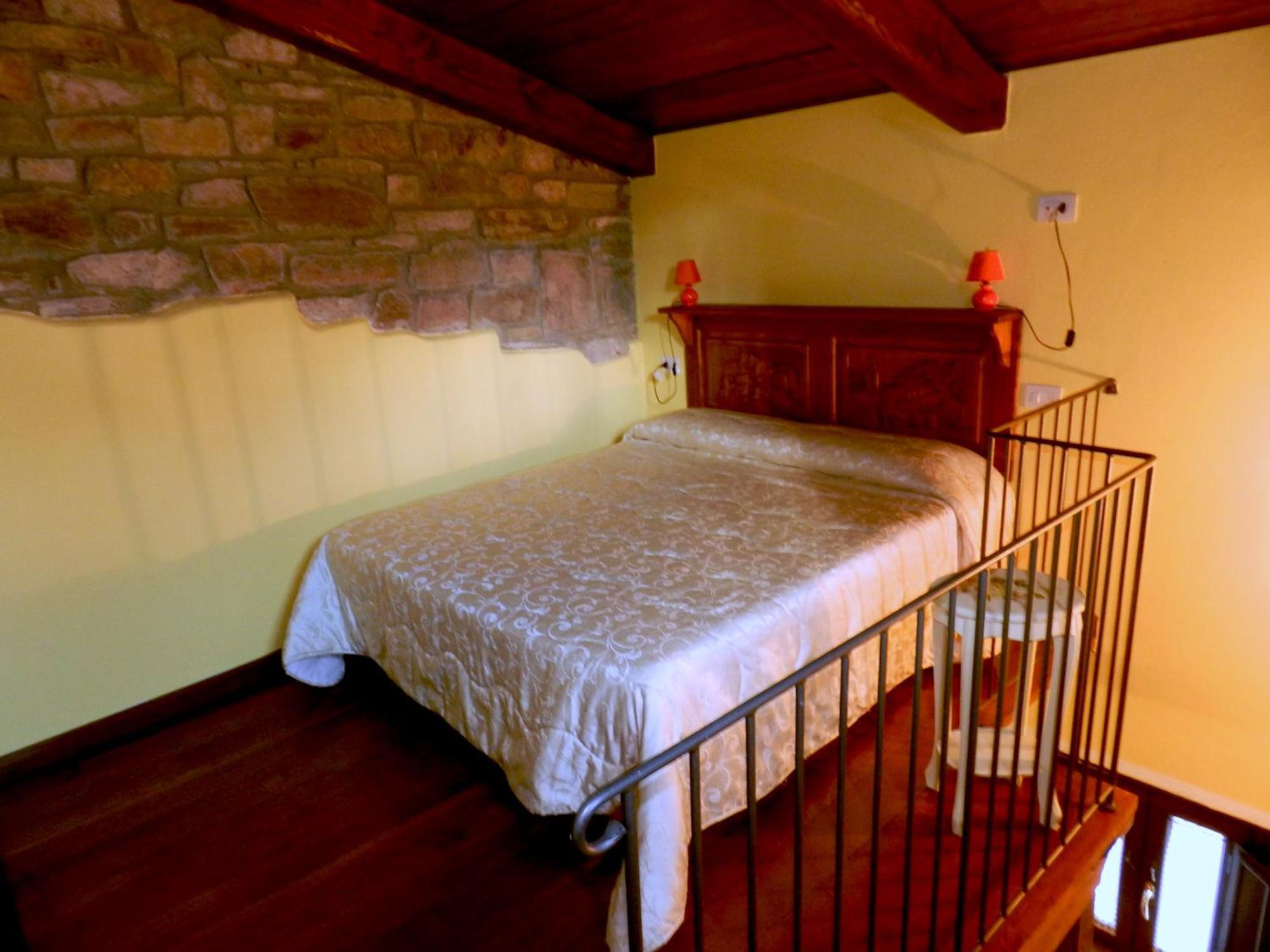 Agriturismo Vezzano Chiusi della Verna Cameră foto